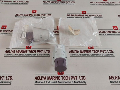 Mennekes 1825 Wall Mounted Socket 20-25V 50-60Hz - New Mennekes 1825 Wall Mounted Socket 20-25V 50-60Hz - New