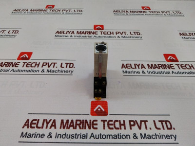 Omron H3Y-2 Timer Relay - Used