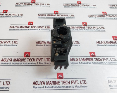 Stahl 8561/02/ 8561/02-12/ 8561/02-21 Fuse Base - Used Stahl 8561/02/ 8561/02-12/ 8561/02-21 Fuse Base - Used