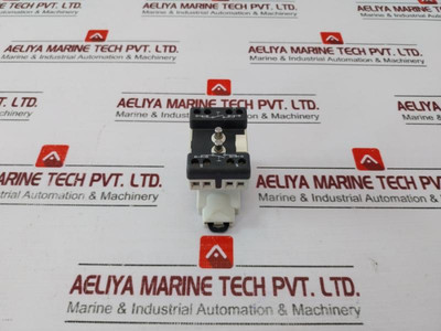 A.T.X. Aux 98100 Contact Block Ac-15 250V 10A Dc-13 24V 1A - Used A.T.X. Aux 98100 Contact Block Ac-15 250V 10A Dc-13 24V 1A - Used