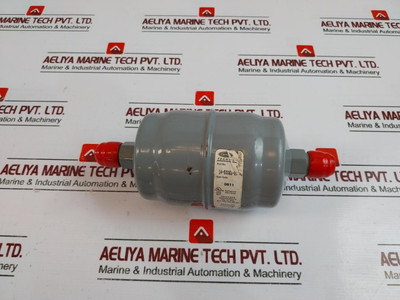 Carrier Transicold 14-50063-00 Refrigerator Filter Drier 2086-000 Maximum Refrigerant Pressure 650 Psig Carrier Transicold 14-50063-00 Refrigerator Filter Drier 2086-000 Maximum Refrigerant Pressure 650 Psig