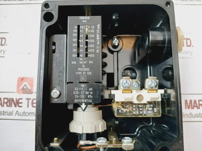 Danfoss 017A1692 Pressure Switch Rt 200 3,5-17 Psi/0,25-1,2 Bar Ip66
