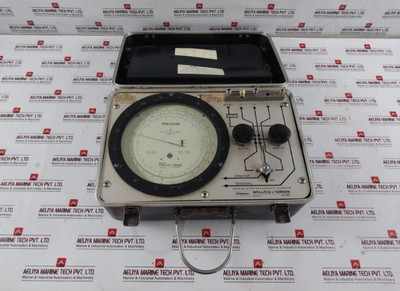 Pennwalt Fu 4882 Portable Pneumatic Calibrator Wallace & Tiernan Division Pennwalt Fu 4882 Portable Pneumatic Calibrator Wallace & Tiernan Division