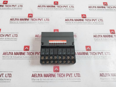 Idec Pfj-t081U 8-channel Relay Output Module 240Vac 1.5A Idec Pfj-t081U 8-channel Relay Output Module 240Vac 1.5A