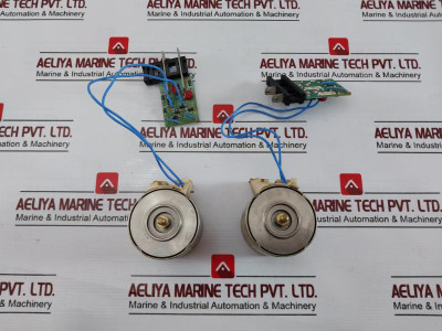 Merlin Gerin 685 658 Mx-a Shunt Trip Xf-e Closing Release Circuit Breaker 0.11A