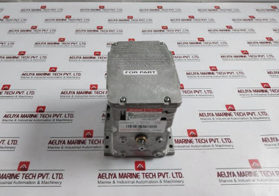 Honeywell M7284A1004 Modutrol Iv Motor 24/120/230V 50/60Hz (Not Working)