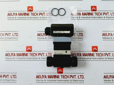 Burkert 00423914 Inline Flowmeter Se30/8030 00550148 S030-fkm-pp 12..24Vdc - Used Burkert 00423914 Inline Flowmeter Se30/8030 00550148 S030-fkm-pp 12..24Vdc - Used