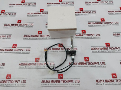 Hamamatsu E849-93 Atx Photomultiplier Tube R647-01 Violet Coax Output