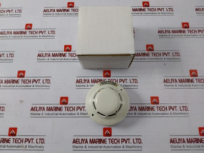 Hochiki Slr-e3Nm Conventional Photoelectric Smoke Detector 9.5-30Vdc Max 40Ma - Used