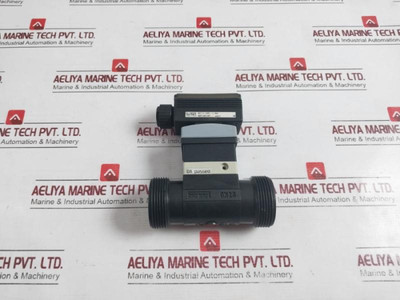 Burkert 00423914 Inline Flowmeter Se30/8030 00550148 S030-fkm-pp 12..24Vdc - Used Burkert 00423914 Inline Flowmeter Se30/8030 00550148 S030-fkm-pp 12..24Vdc - Used