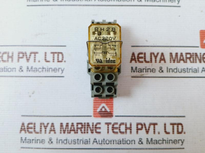 Idec Rh2B-u General Purpose Midget Relay Sh2B-05C Ac220V 7.5A 120Vac - Used