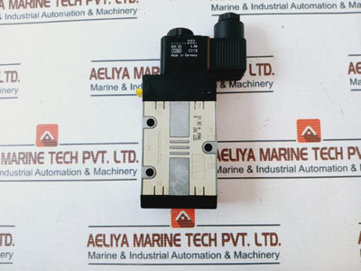 Rexroth 577 207...0 Directional Control Valve 24V Dc 4.5W Ci1S 7290 - Used Rexroth 577 207...0 Directional Control Valve 24V Dc 4.5W Ci1S 7290 - Used