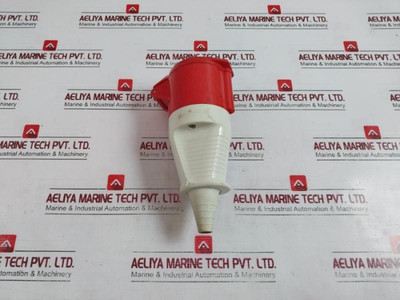 Walther 330 Pin And Sleeve Connector 32A-6H 230/400V Bs4343 - Used Walther 330 Pin And Sleeve Connector 32A-6H 230/400V Bs4343 - Used