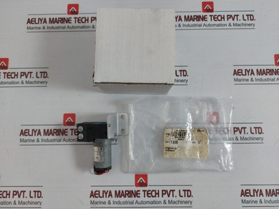 Knf Flodos Pml2881-nf 30 Diaphragm Pump 1 Barg 24V 16.2W 3/0801 2844553