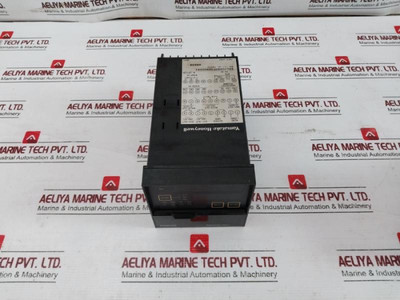Yamatake-honeywell Sdc200 Digital Temperature Controller Sdc2005Gf38A00001 X9208 - Used Yamatake-honeywell Sdc200 Digital Temperature Controller Sdc2005Gf38A00001 X9208 - Used