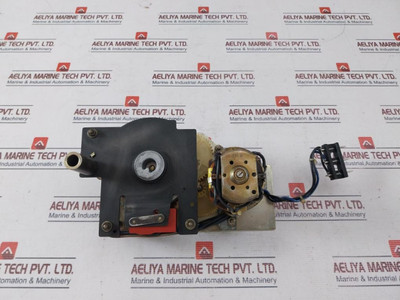 Merlin Gerin Mch-m Motor Mechanism 240V-60Hz-180Va 10A At 240V Ac 685 763 - Used