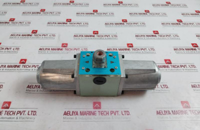 Kawasaki De10P-10-207-dd24Al-l75 Solenoid Valve 07Y3685 Dc24V
