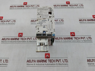 Lenze E82Ev251_2C 8200 Vector Frequency Inverter Ver 4A37 016379620175