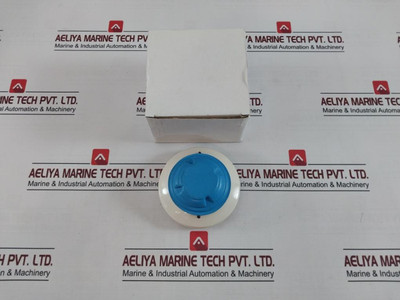 Honeywell Tc840M1021 Smoke Detector 100°F (38°C) 0.5-3.71 %/Ft Honeywell Tc840M1021 Smoke Detector 100°F (38°C) 0.5-3.71 %/Ft