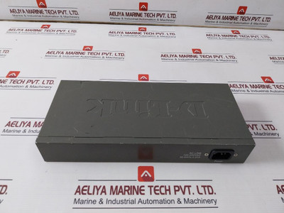 D-link Des-1016A Mbps Switch 10/100 100-240Vac 50-60Hz 0.07A