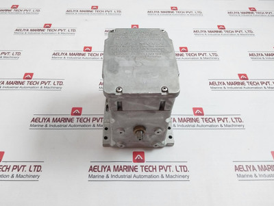 Honeywell M7284A1004 Modutrol Actuator With Modulating Control 230V