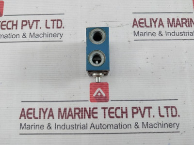 Wabco 5630101240 Push Button Pneumatic Directional Control Valve 002 1484