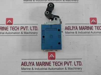 Wabco 5631040100 Pneumatic Directional Valve.