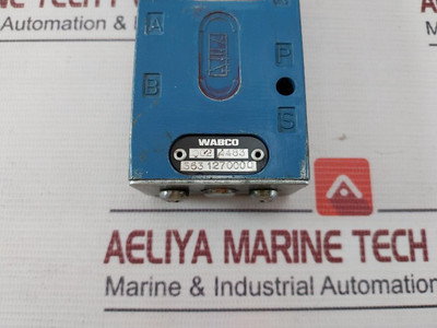 Wabco 5631270000 Directional Control Valve 002