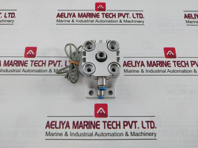 Festo Advu-32-30-p-a Compact Cylinder 10Bar 156535 Festo Advu-32-30-p-a Compact Cylinder 10Bar 156535