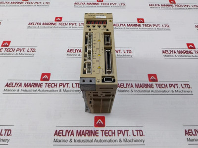 Yaskawa Sgdm-01Ada Servo Amplifier 1Ph 200-230V 50/60Hz 2A (Not Working)