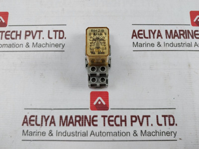 Lot Of 2X Idec Rh2B-ul Power Relay With Base Ac220V 7.5A Sh2B-05C 120Vac