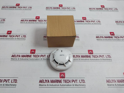 Gst Dc-9102E Conventional Photoelectric Smoke Detector 24Vdc 55Ma 0832-cpr-f0003