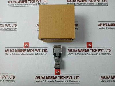 Yamatake Honeywell 2C5101 Pushbutton Micro Switch Indicator Operator 2D33L-j