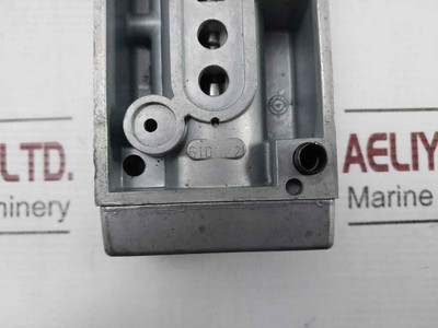 Rexroth 5710050510 Pneumatic Directional Control Valve 05W12