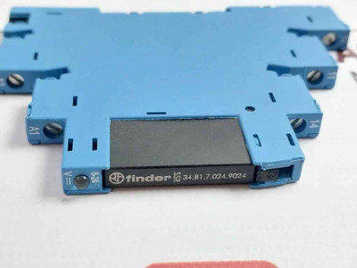 Lot of 2X FINDER 93.01.7.024 Relay Socket 250?V 6A