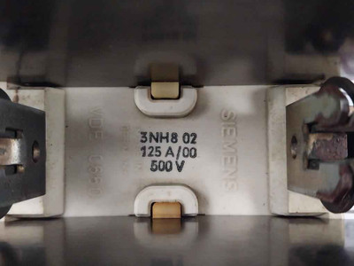 Siemens 3Nh8 02 Fuse Base Ceramic Flat Terminal 125A,500V