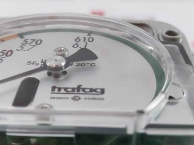 Trafag 8736.20.2200.59 Density Monitor 5.5 To 6.1 Bar B04406F Sf6.100%
