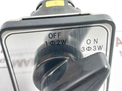 Fuji Electric Rc310-2 Cam-type Control Selector Switch 600V 20A