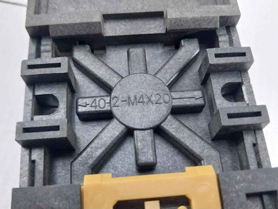 Omron 8Pfa Relay Socket 7.5 A,250 V,0758Yk