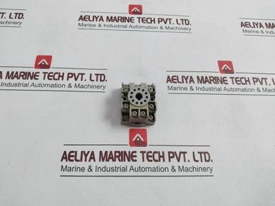 Idec Sr3P-05U Relay Socket 10A 300V