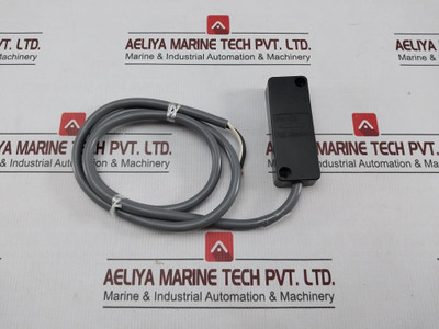 Fuji Electric Pm-2S Magnetic Proximity Switch 1-meter