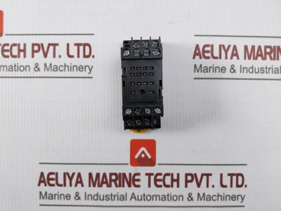 Lot Of 5X Omron Pyfz-14-e Relay Socket Din Rail 6A 250V