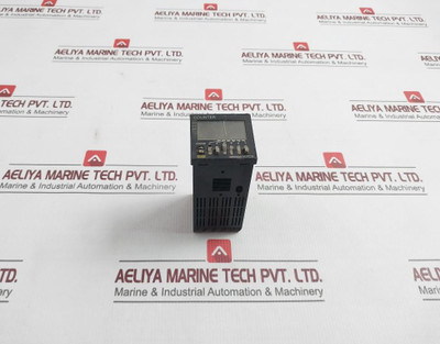 Omron H7Cx-a Digital Preset Counter 100–240 Vac 5060 Hz 9.4Va Max (Not Working)