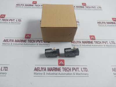 Lot Of 2X Z-15Gw22-b Roller Lever Limit Switch Brand Omron