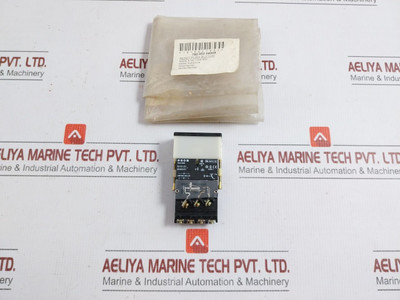 03-121.011 Reset Push Button Switch 250Vac 10A By Eao
