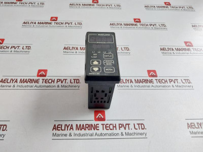 Process Temperature Controller 5060Hz 16Va Max Watlow 988B-12Ca-aarr