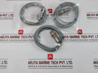 Pepperl+Fuchs 10-30Vdc 2 Meter Inductive Proximity Sensor 87804