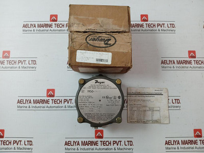 Dwyer Explosion-proof Differential Pressure Switch 1950-20-2F