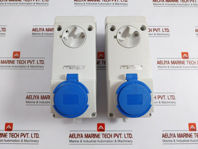 Unika Interlocked Socket 32A Schneider Electric 83092