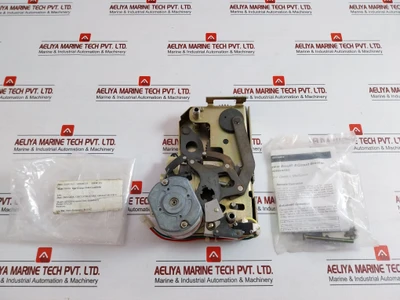 General Electric 120Vac 5060H Circuit Breaker Electric Operator Assembly Spe120